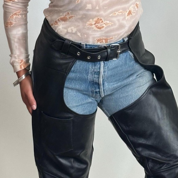 VINTAGE 80s/90s BLACK GENUINE LEATHER CHAPS Leather Moto Pants Biker Y2K Size-XL - Picture 3 of 10